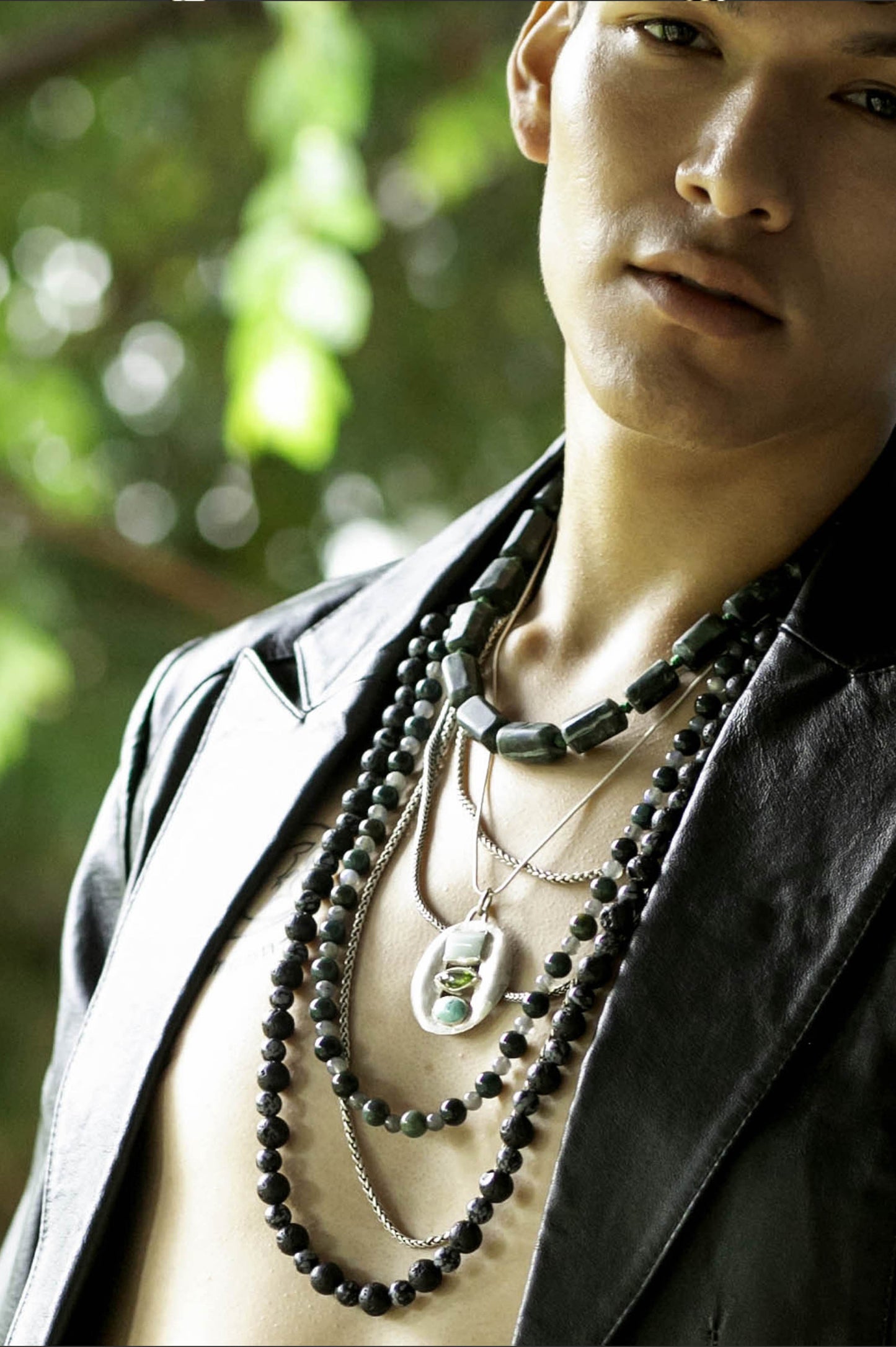 Silver Rapper chain with pendant. Handmade necklace. Goth necklace. Boho pendant. Mens jewelry on Model. Peridot