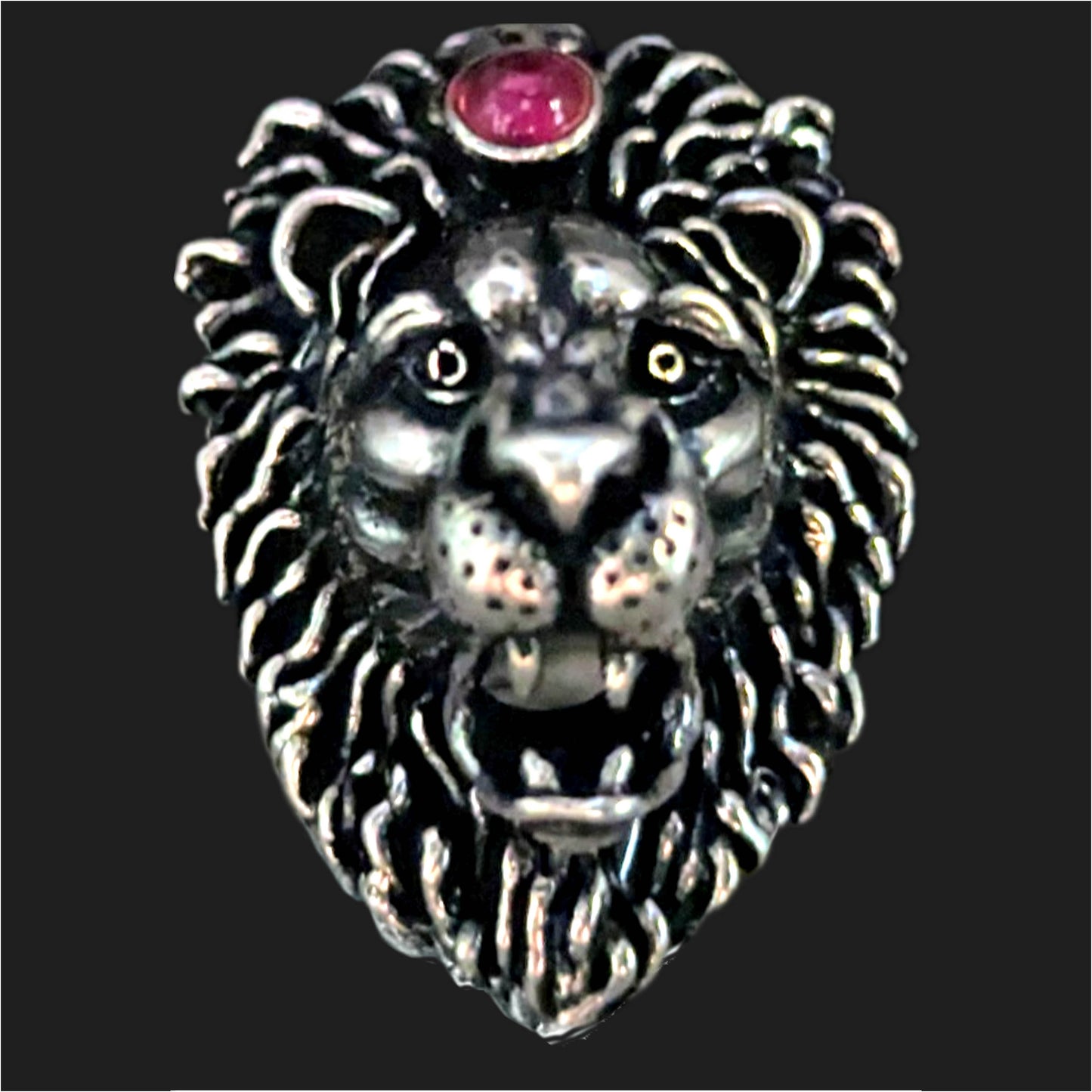 Lions Head Ring Silver with Garnet or Amethyst gemstone